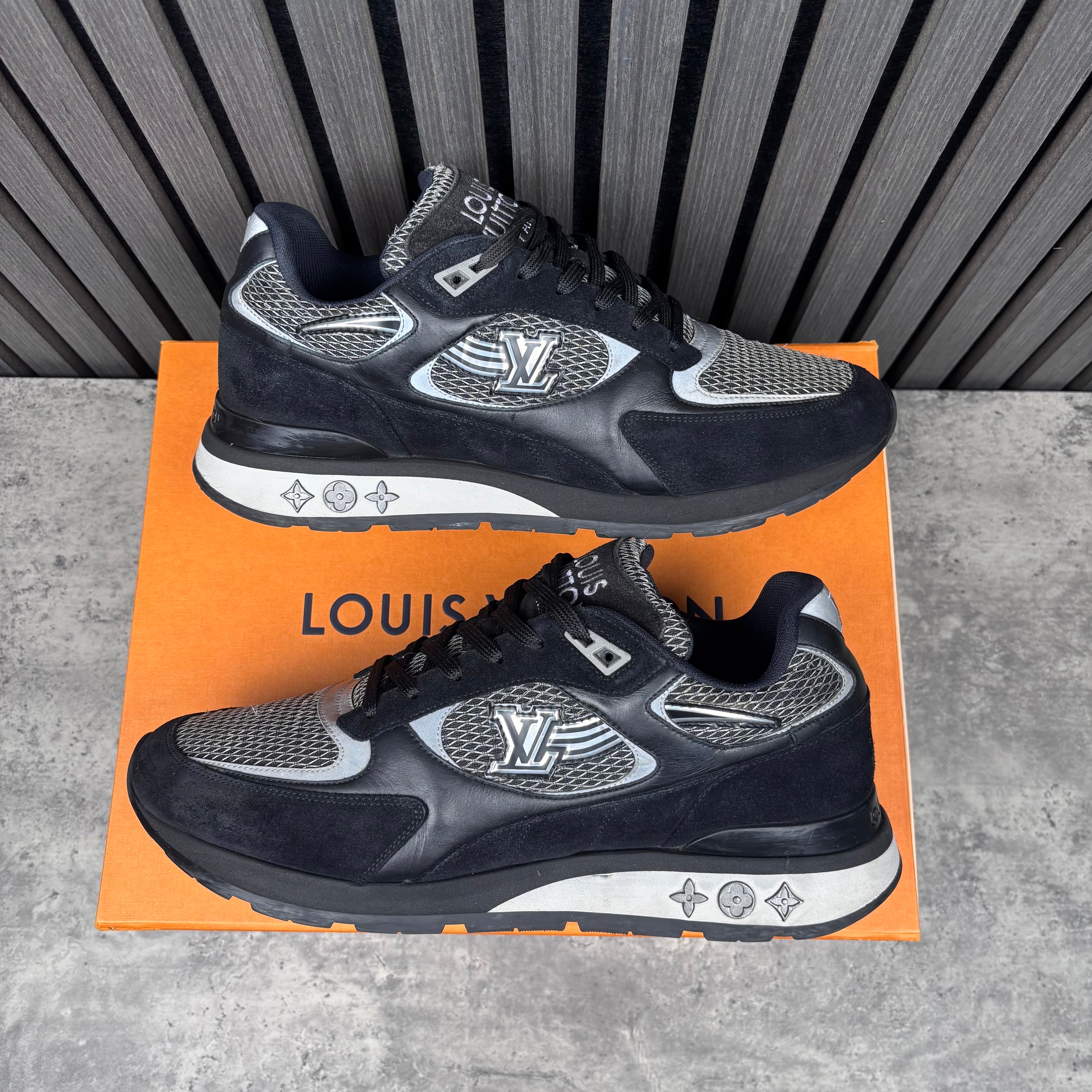 Louis Vuitton Run Away Black (EU42- Fit 8.5/9)