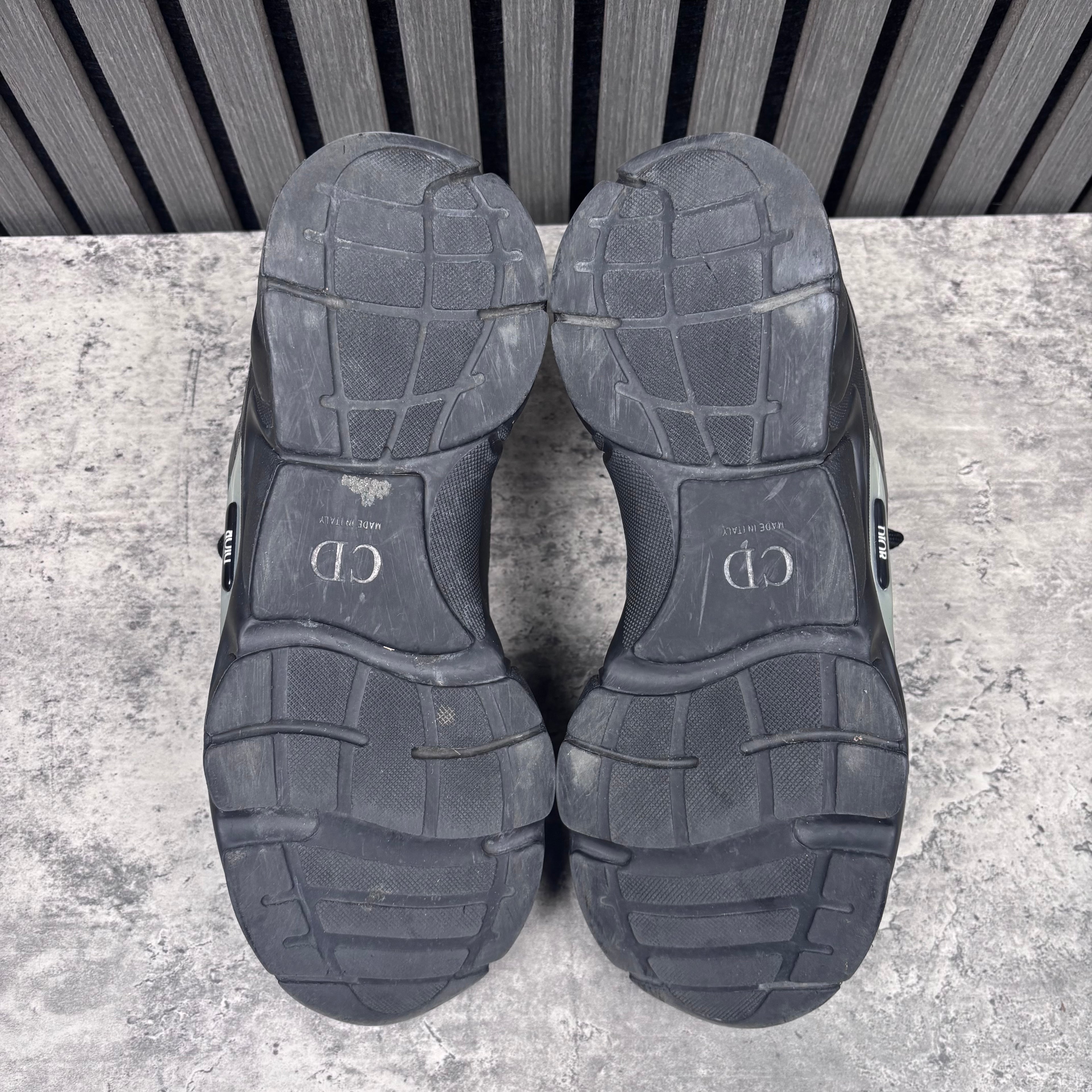 Dior B22 Black (EU41- Fit 7)