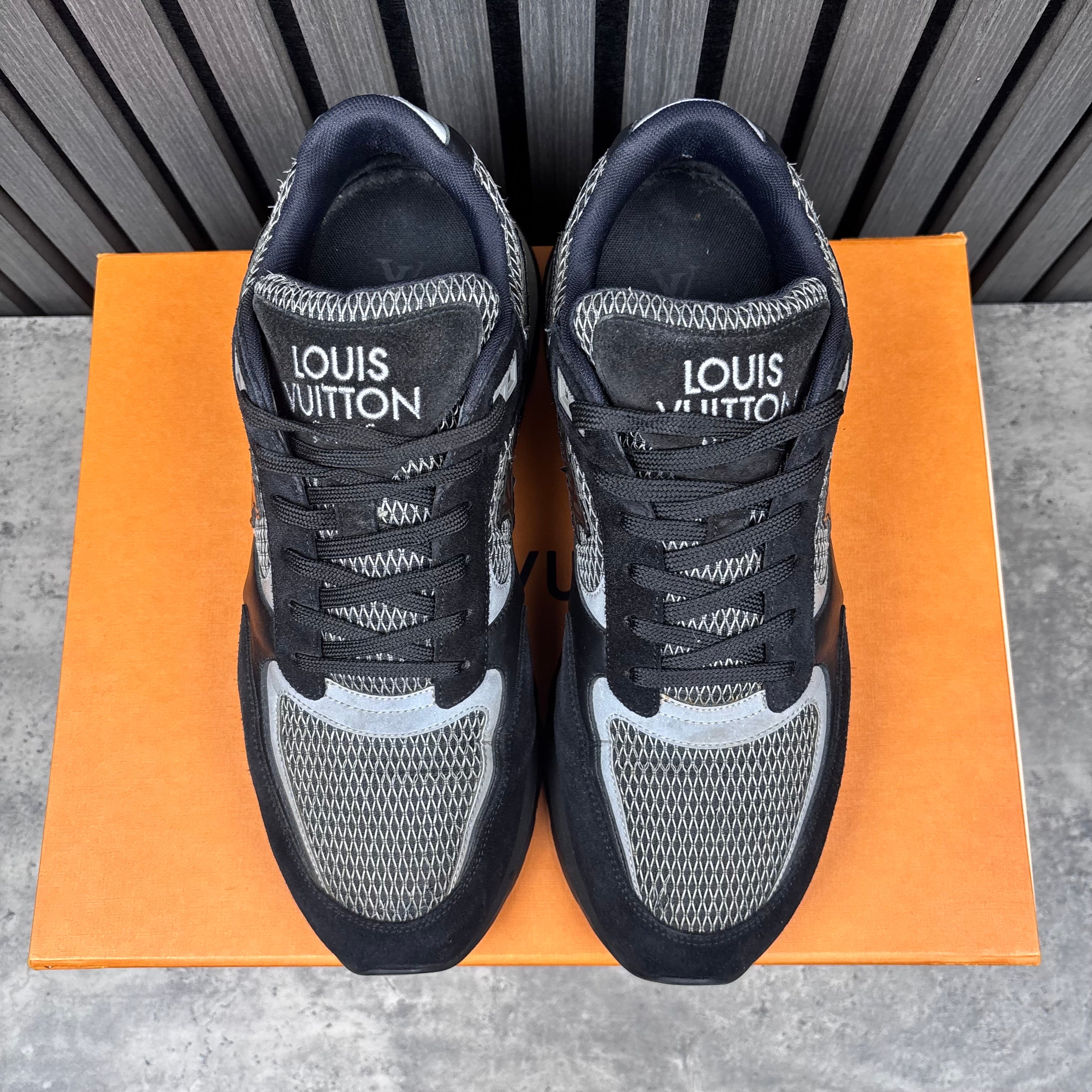 Louis Vuitton Run Away Black (EU42- Fit 8.5/9)