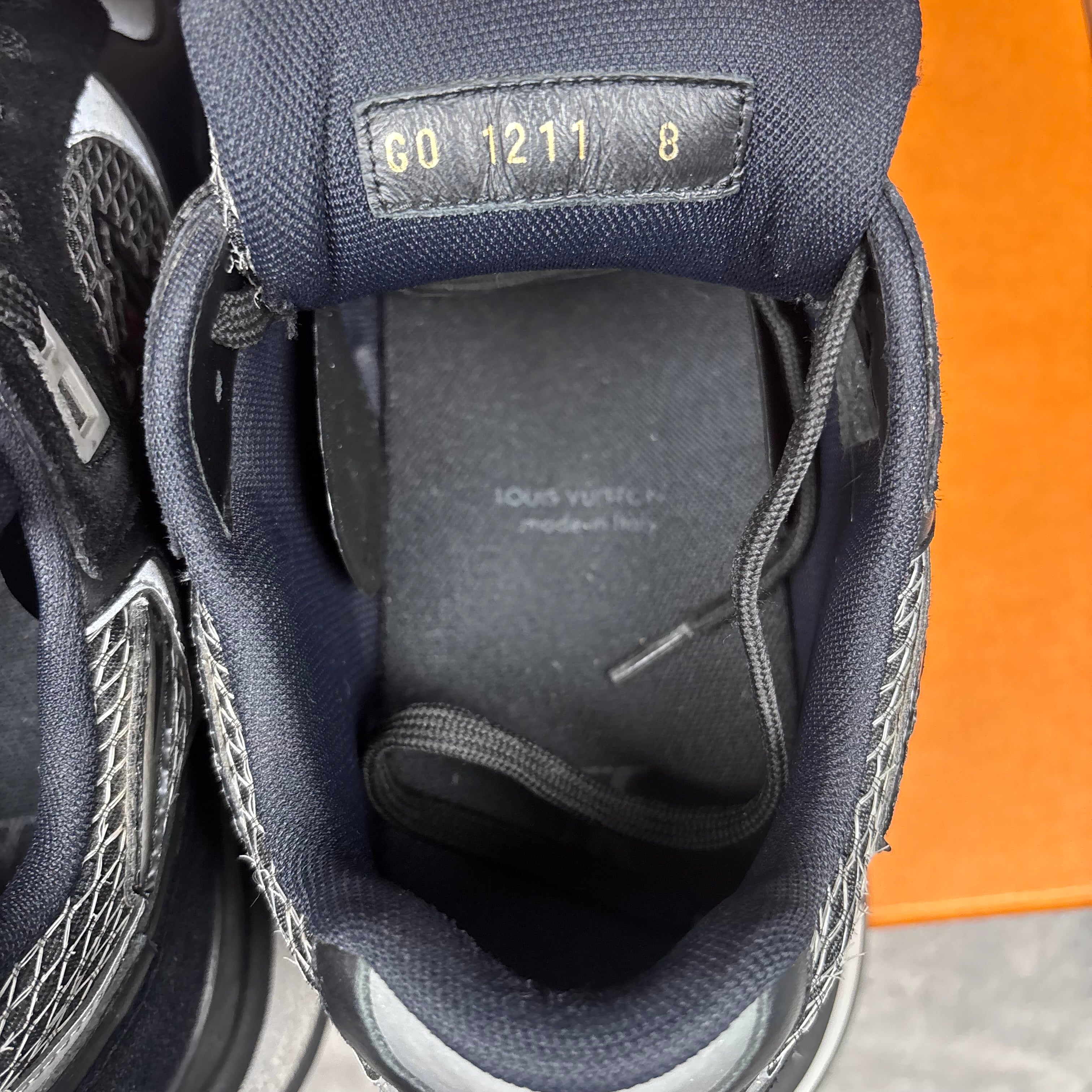 Louis Vuitton Run Away Black (EU42- Fit 8.5/9)